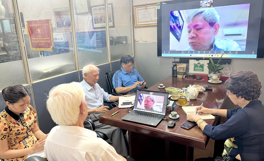 Các[-]Hội[-]viên[-]và[-]tổ[-]chức[-]Hội[-]VACNE[-]cần[-]nỗ[-]lực[-]đăng[-]ký[-]thực[-]hiện[-]các[-]nhiệm[-]vụ[-]NCKH[-]trong[-]thời[-]kỳ[-]mới